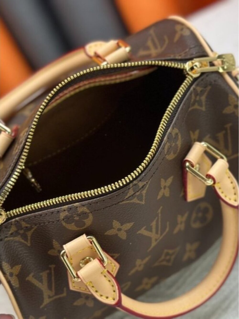 NWT - Louis Vuitton Authentic Bags - Picture 8 of 9